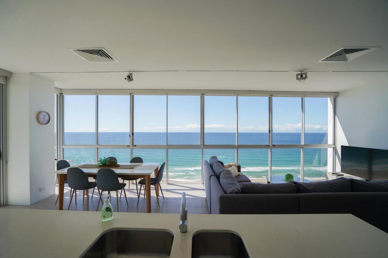 Air On Broadbeach-Stunning Ocean Views Голд-Кост Экстерьер фото